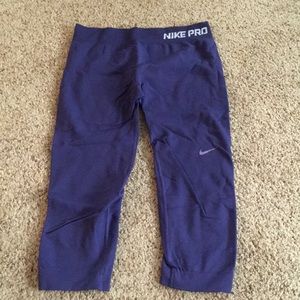 Nike dri fit seamless Capri